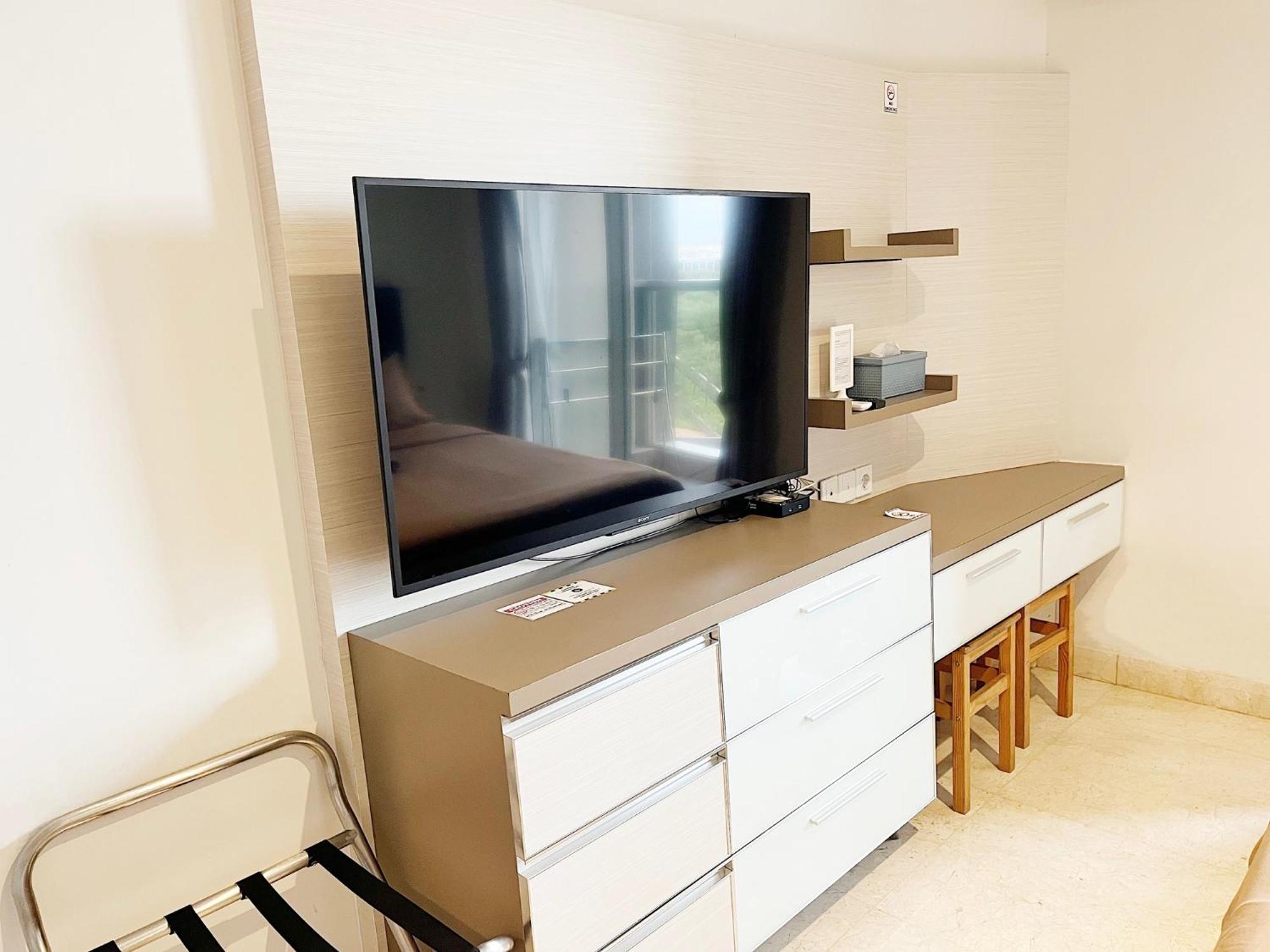 Gold Coast Pik Sea View Apartments By Longesuites Jakarta Rum bild
