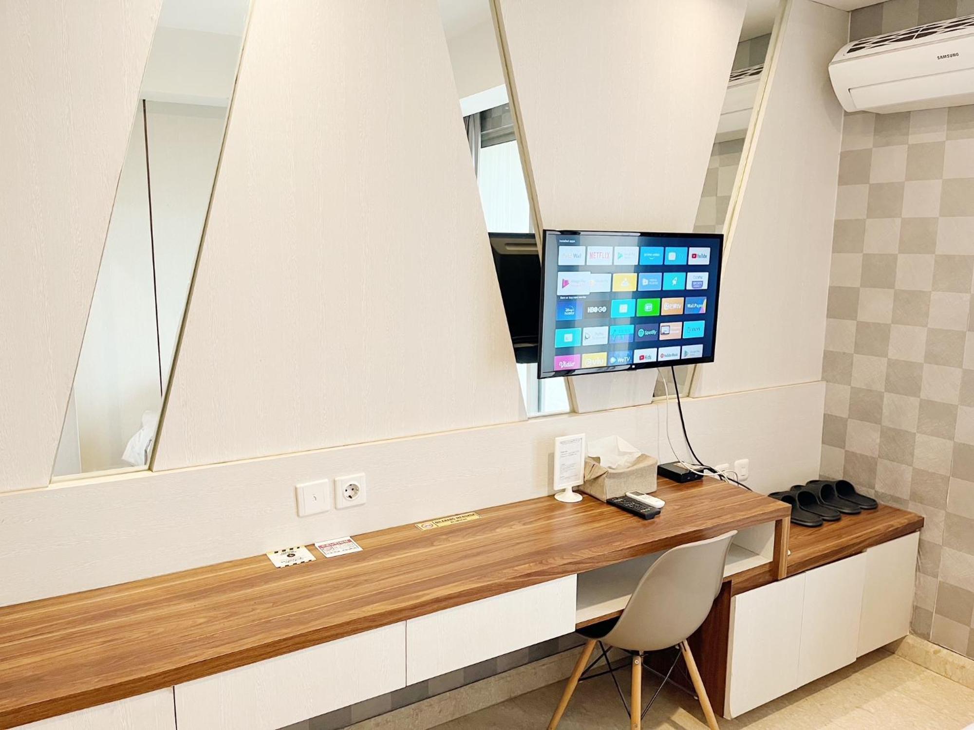 Gold Coast Pik Sea View Apartments By Longesuites Jakarta Rum bild