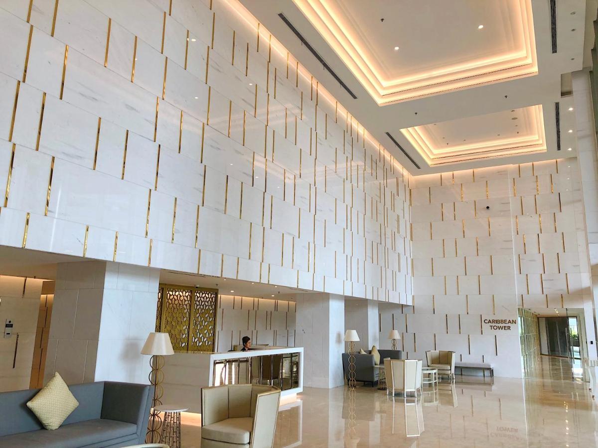 Gold Coast Pik Sea View Apartments By Longesuites Jakarta Exteriör bild